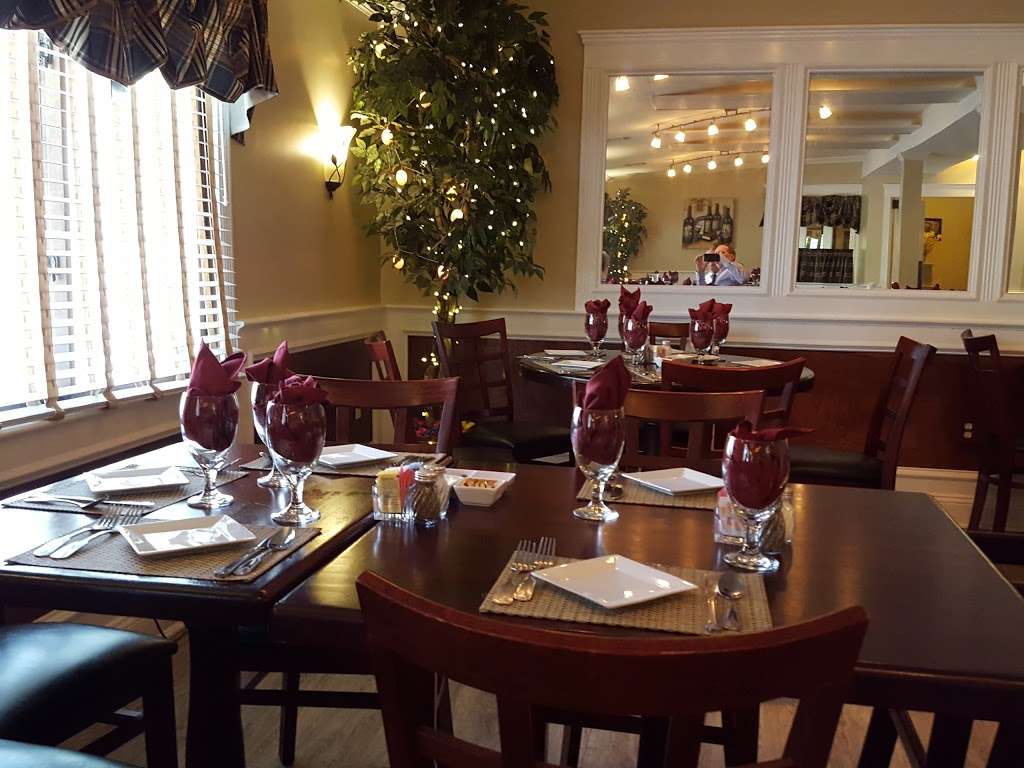 Blooming Grove Inn | 234 W Upper Ferry Rd, Ewing Township, NJ 08628, USA | Phone: (609) 882-1150