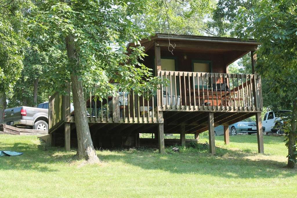 Lake Paradise Resort | 985 NW 1901st Rd, Lone Jack, MO 64070 | Phone: (816) 690-4113