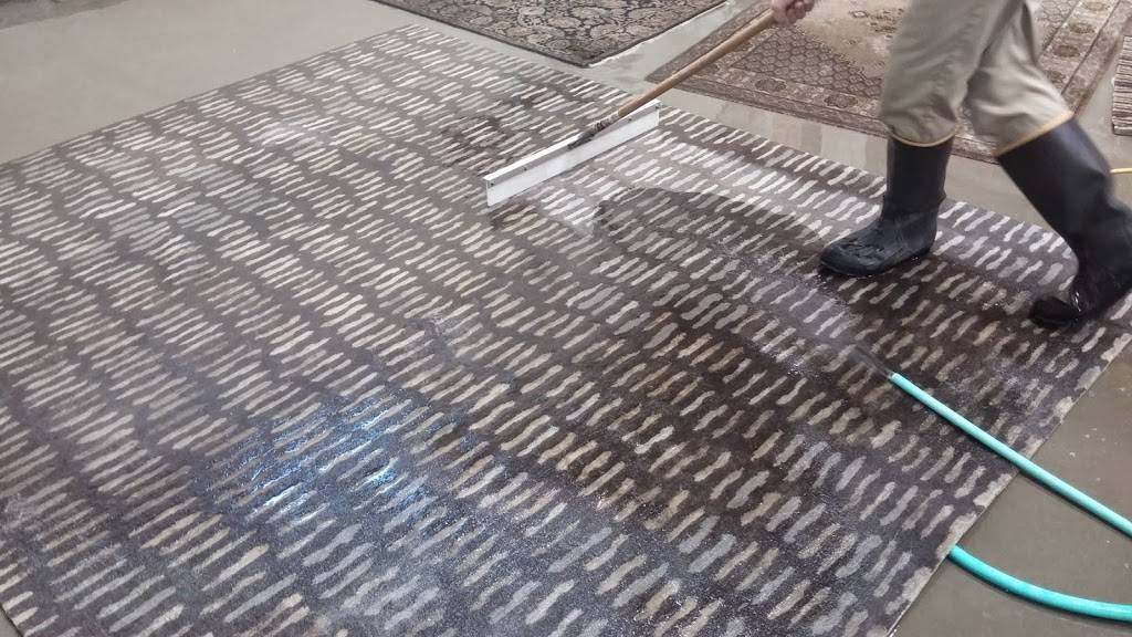 RH Koller Oriental & Area Rug Cleaning | By Appointment Only, 11274 Fieldstone Ln NE, Bainbridge Island, WA 98110, USA | Phone: (206) 842-5671