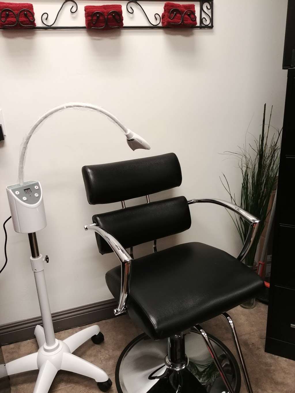 MyTime Red Light Therapy _ Featured Inside Salon Boutique Mesa A | 1061 N Dobson Rd, Mesa, AZ 85201, USA | Phone: (480) 334-5333