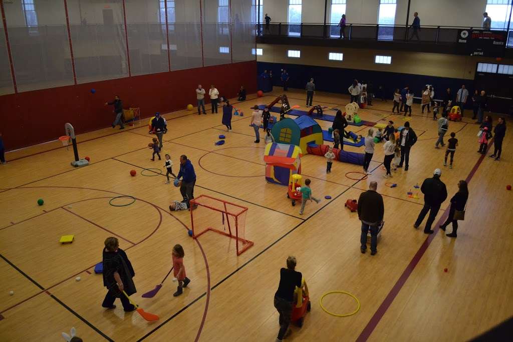 Dundee Township Park District - Randall Oaks Recreation Center | 500 Randall Rd, West Dundee, IL 60118, USA | Phone: (847) 428-7131