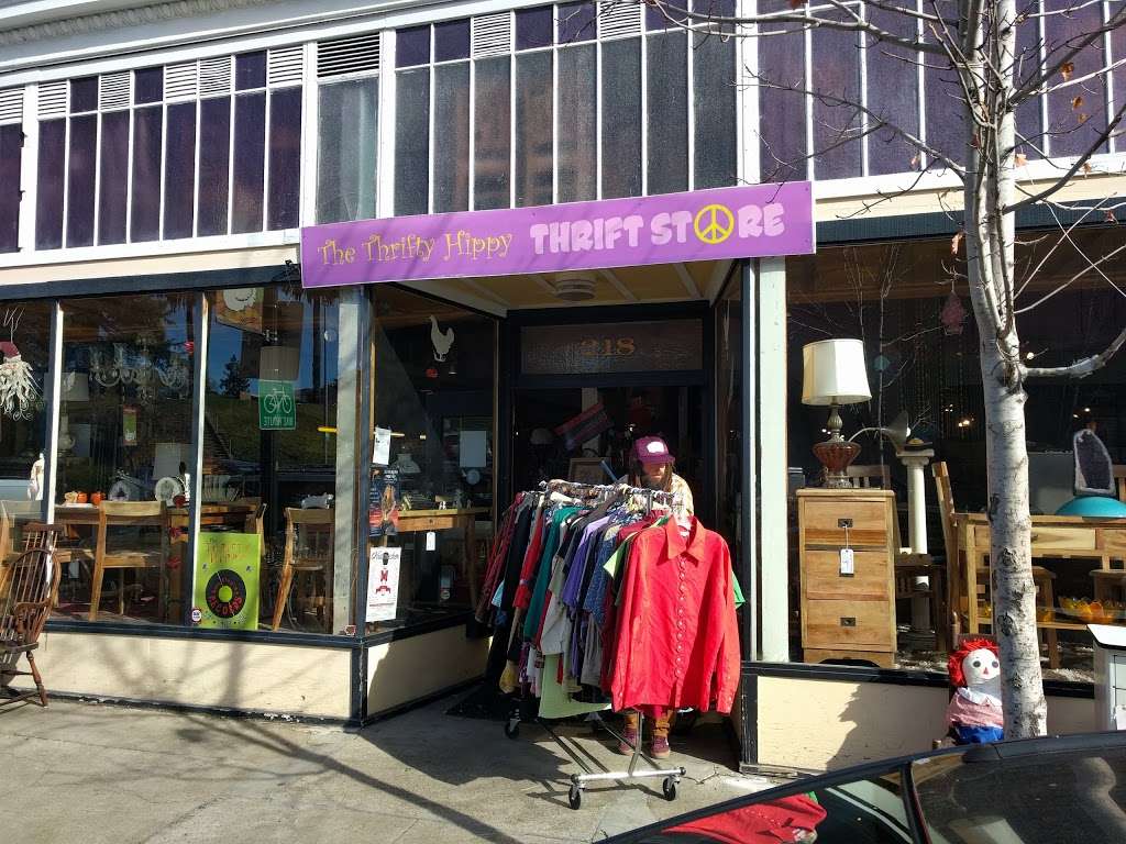 Thrifty Hippy Thrift Store | 218 Petaluma Blvd N, Petaluma, CA 94952, USA | Phone: (707) 765-1752