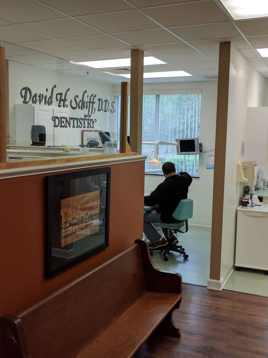 David H Schiff DDS | 11200 Race Track Rd #103, Berlin, MD 21811, USA | Phone: (410) 641-0334