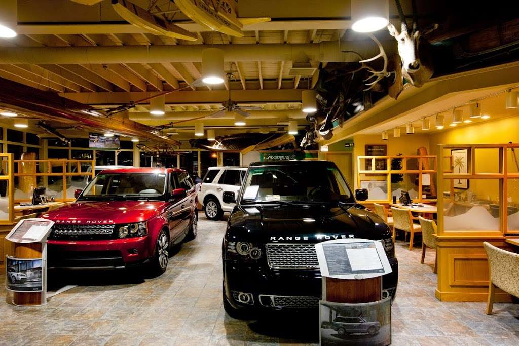 Jaguar Land Rover Hinsdale | 300 E Ogden Ave, Hinsdale, IL 60521 | Phone: (866) 249-9851