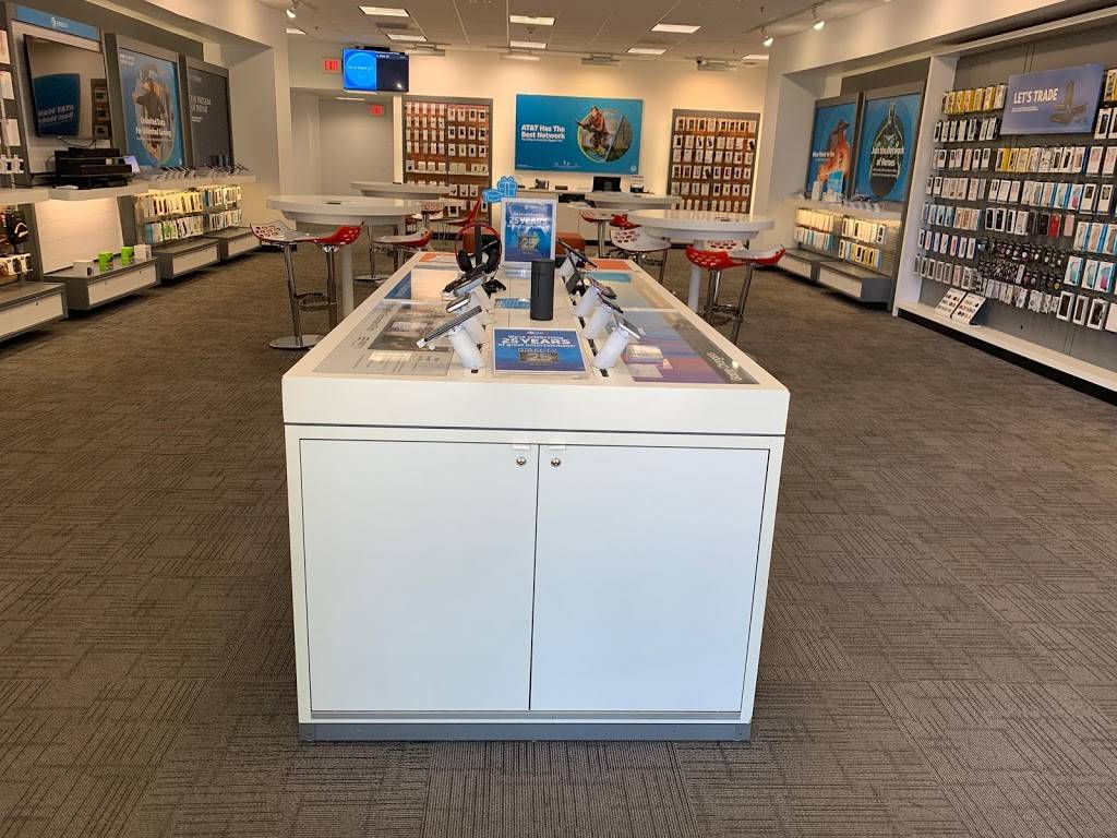 AT&T Store | 7365 W Alaska Dr, Lakewood, CO 80226, USA | Phone: (303) 934-2724