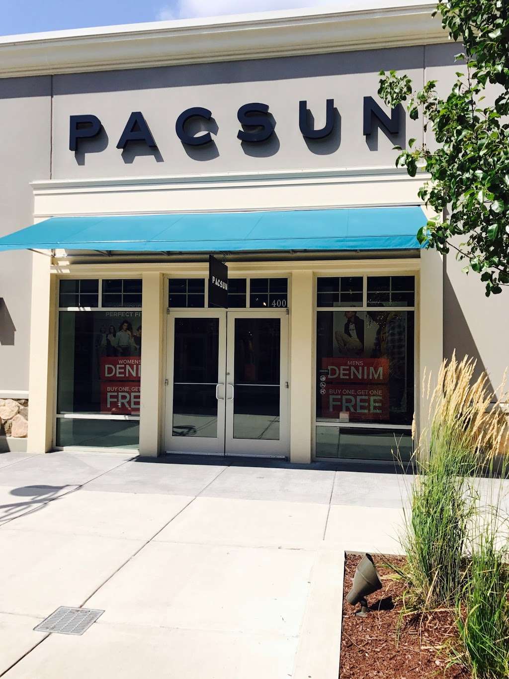 PacSun | 100 Premium Outlets Dr, Blackwood, NJ 08012, USA | Phone: (856) 302-4539