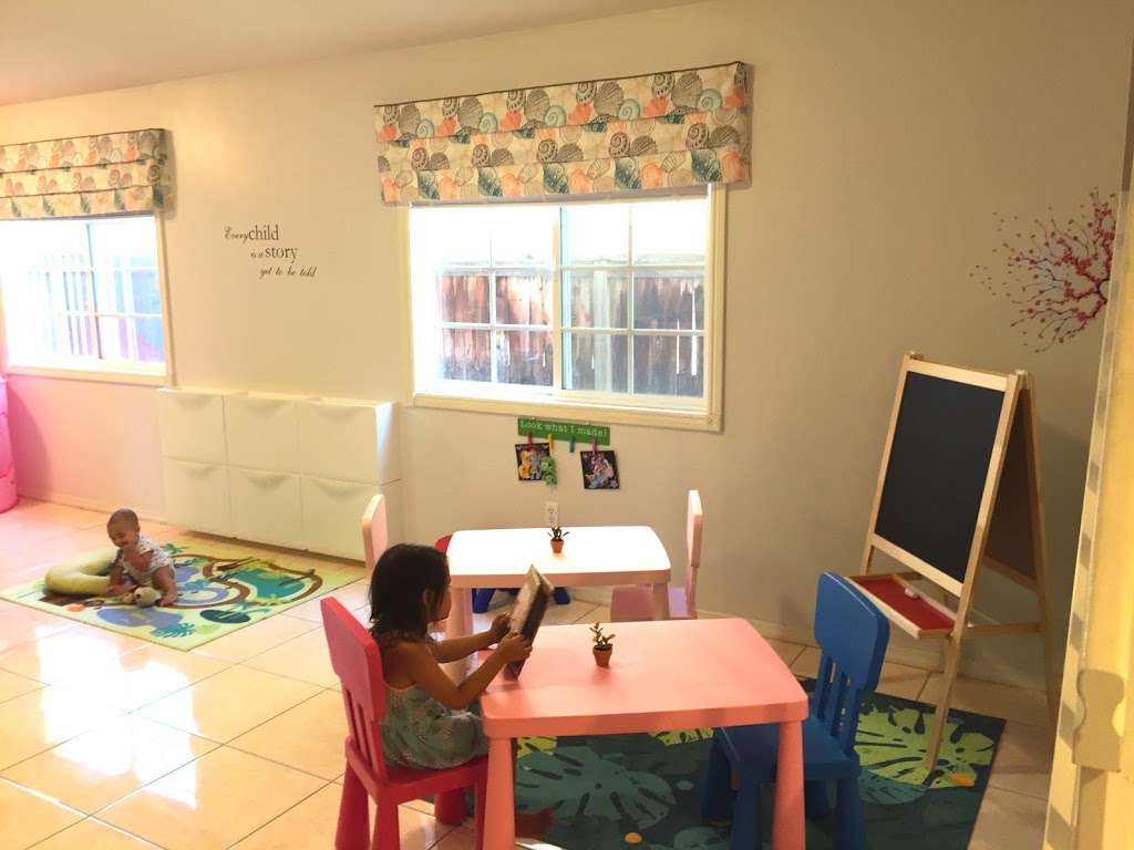 Mailes Keikis WeeCare | 11459 Lone Tree Ct, Fontana, CA 92337, USA | Phone: (909) 896-3395