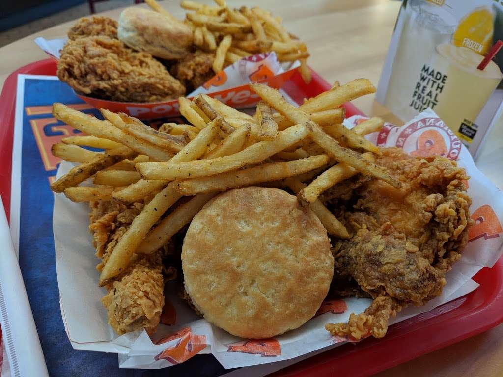 Popeyes Louisiana Kitchen | 481 S Broadway, Salem, NH 03079, USA | Phone: (603) 458-5564