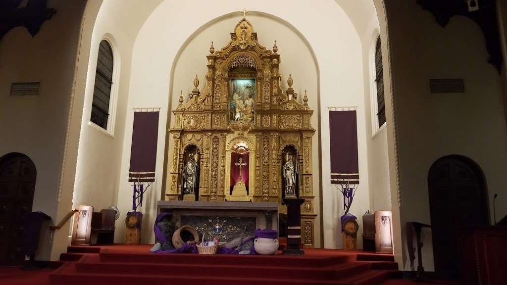 Holy Family Catholic Church | 1527 Fremont Ave, South Pasadena, CA 91030, USA | Phone: (626) 799-8908