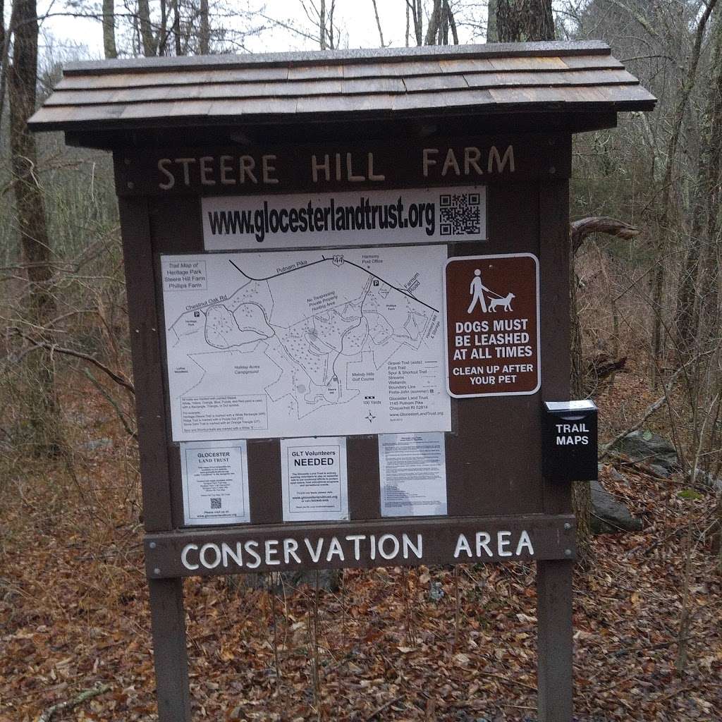 Steere Hill Glocester Land Trust Trailhead | 374 US-44, Chepachet, RI 02814, USA