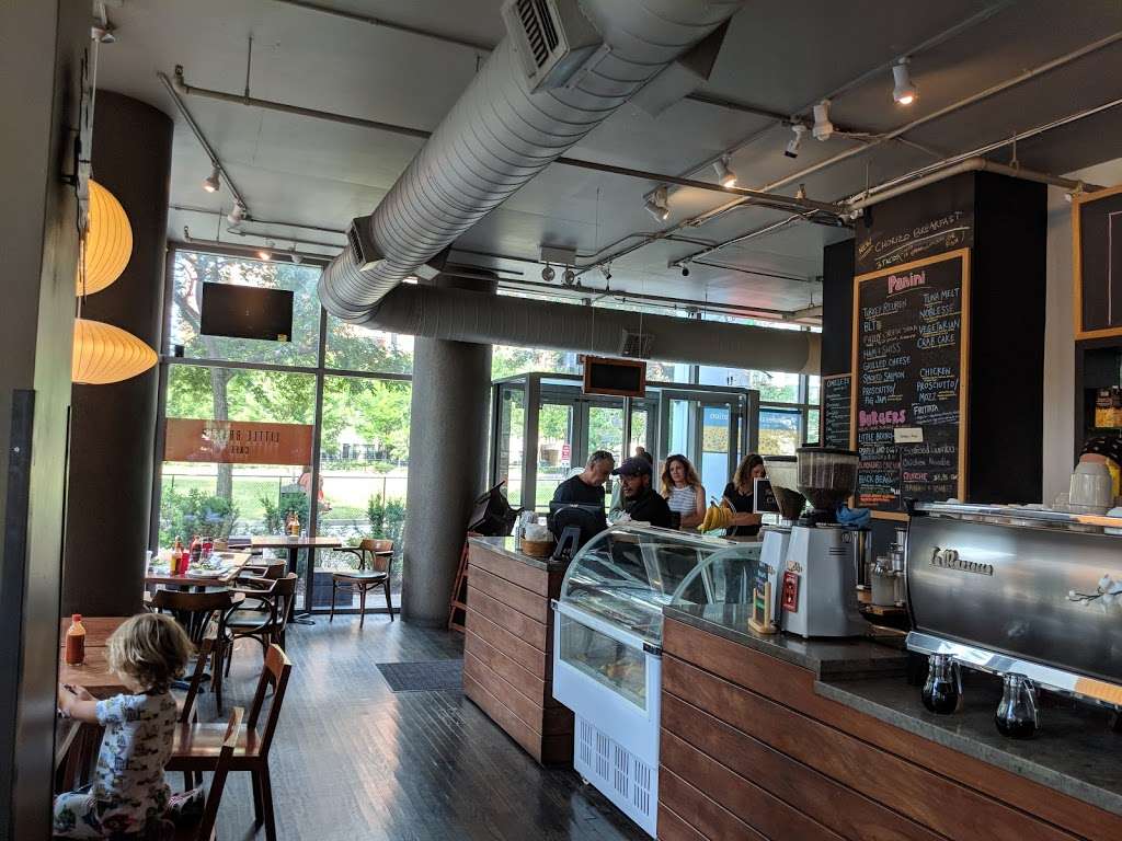 Little Branch Cafe | 1251 S Prairie Ave, Chicago, IL 60605, USA | Phone: (312) 360-0101