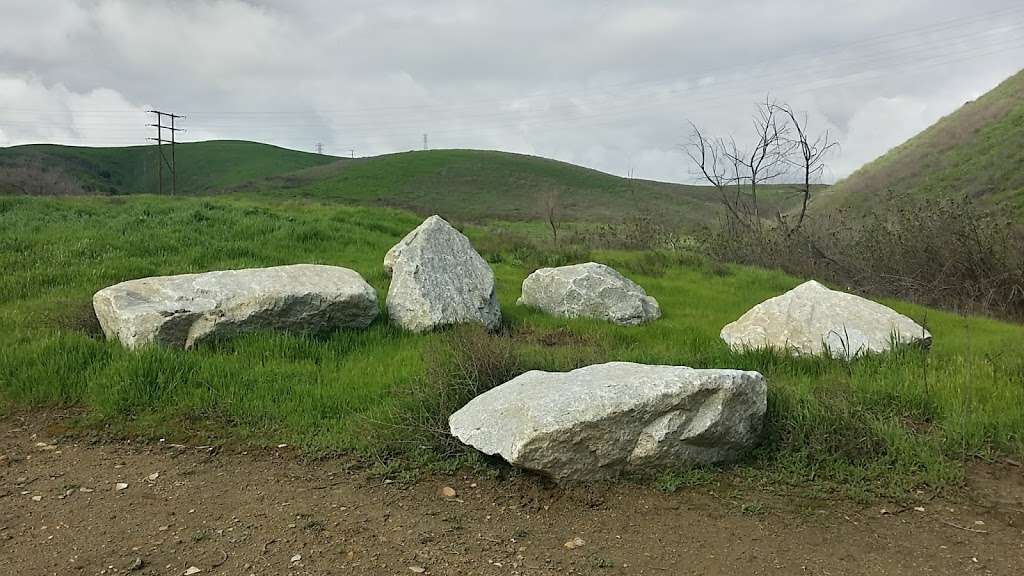 La Sierra Drive Trailhead | 13590 La Sierra Dr, Chino Hills, CA 91709, USA