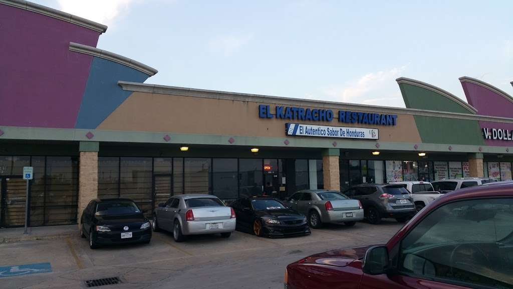 El Katracho Restaurant | 883 Federal Rd, Houston, TX 77015, USA | Phone: (832) 831-8910