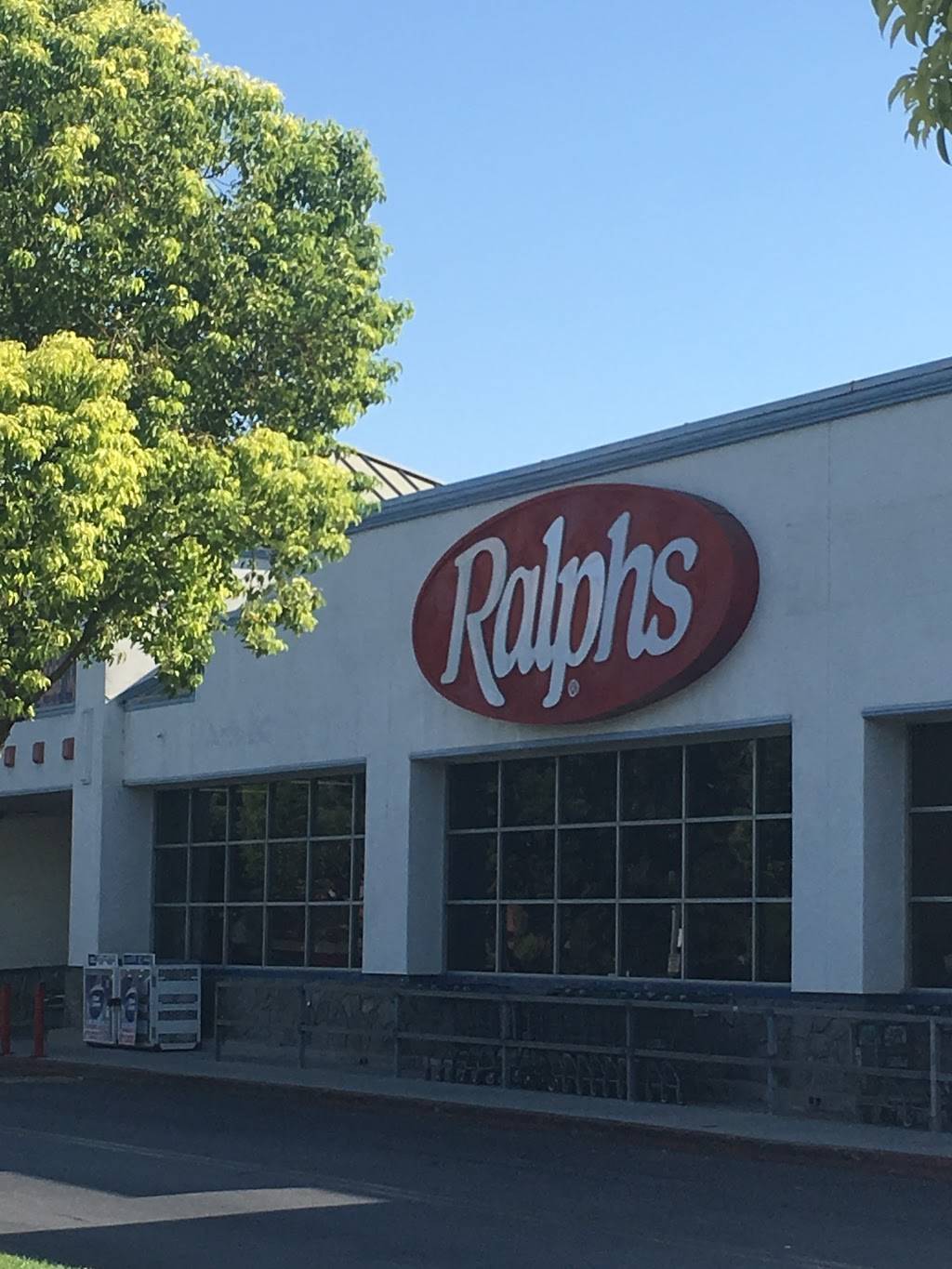 Ralphs | 4444 University Pkwy, San Bernardino, CA 92407 | Phone: (909) 880-2253