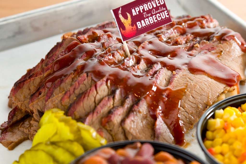 Real Urban Barbecue | 2119 Clearwater Dr, Oak Brook, IL 60523, USA | Phone: (630) 908-4380
