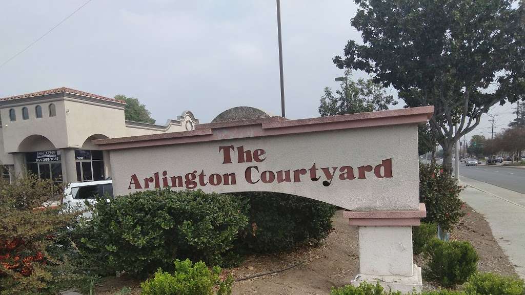 The Arlington Courtyard | 5963 Arlington Ave, Riverside, CA 92504, USA