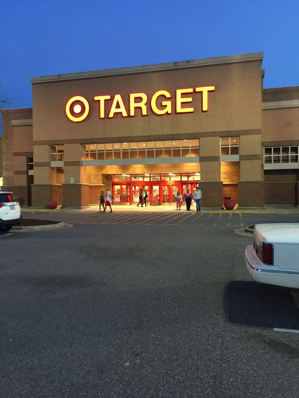 Target | 1910 Catawba Valley Blvd SE, Hickory, NC 28602, USA | Phone: (828) 267-0032
