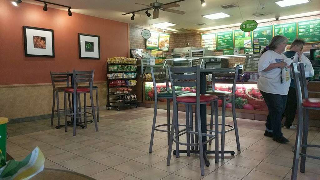Subway Restaurants | 101 Willow Dr, Lochbuie, CO 80603 | Phone: (720) 685-0228
