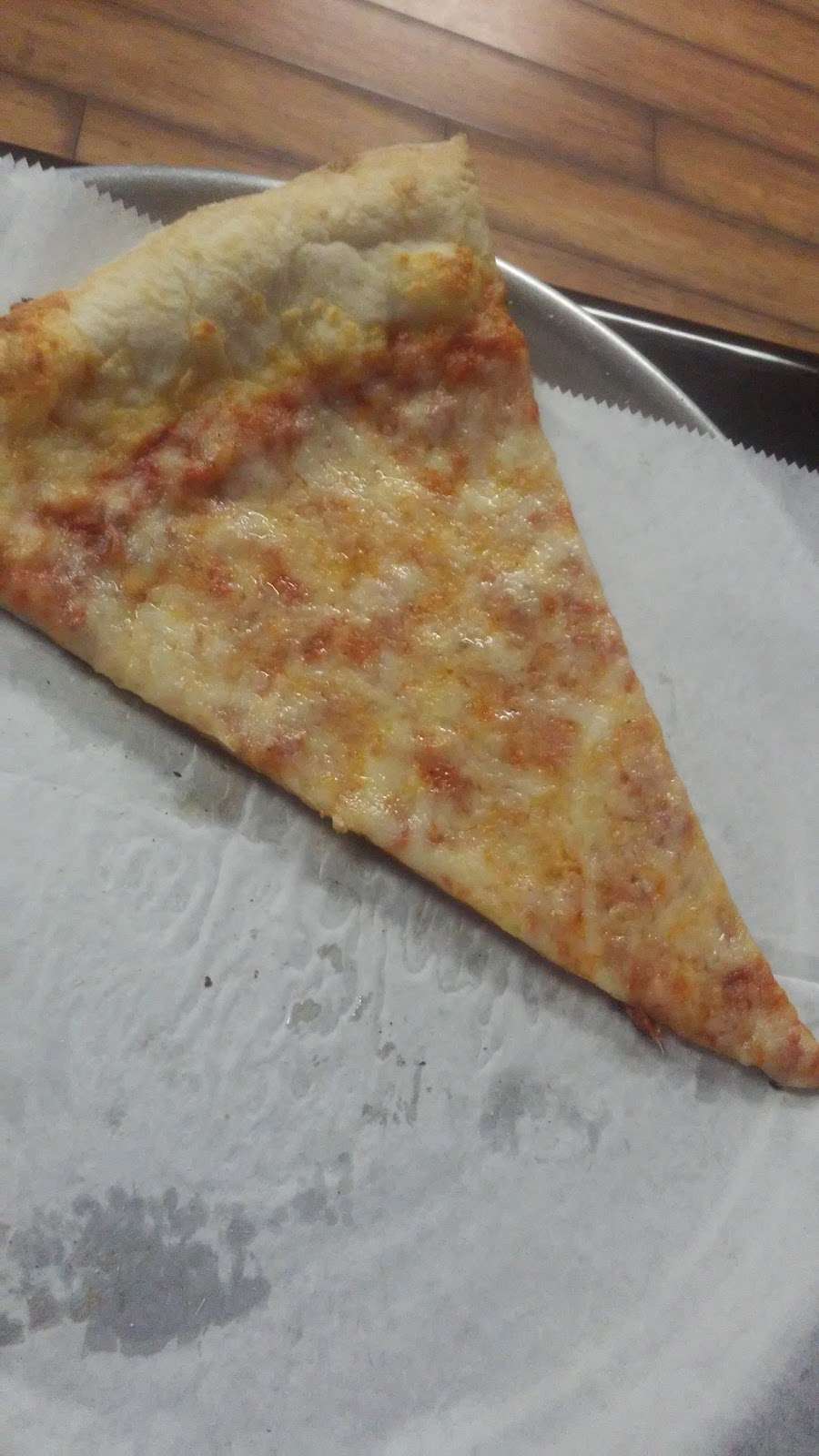 Manninos Pizzeria | 903 N Charlotte St, Pottstown, PA 19464, USA | Phone: (484) 624-5259