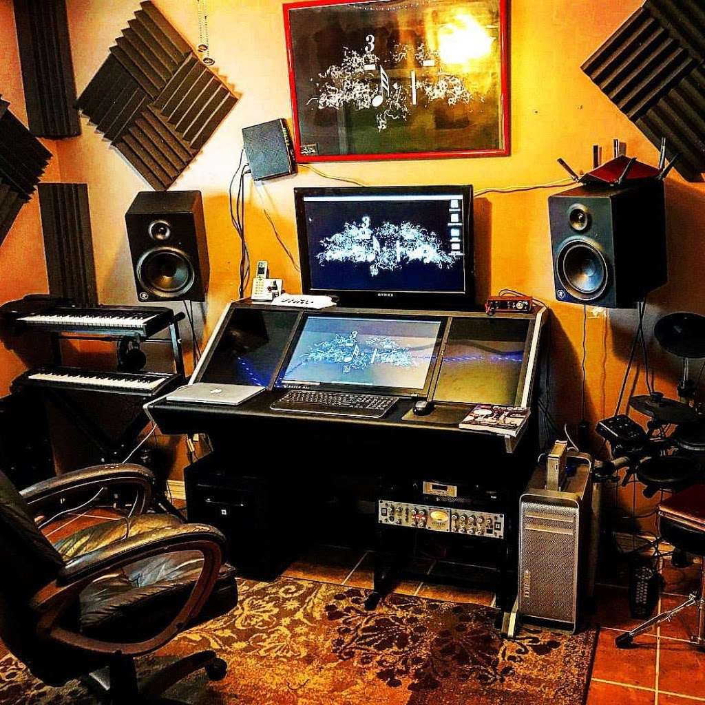 Vinnie Beatz | 209 Juniper St, San Antonio, TX 78223, USA | Phone: (228) 257-6555