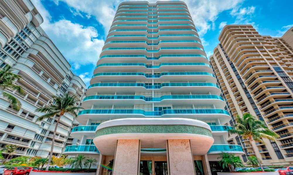 Palace at Bal Harbour | 10101 Collins Ave, Bal Harbour, FL 33154, USA | Phone: (305) 692-0931