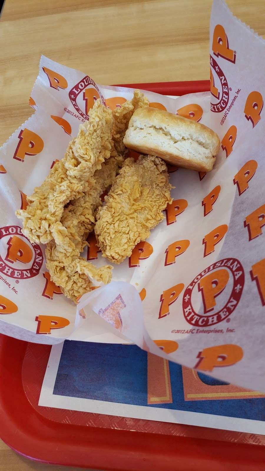 Popeyes Louisiana Kitchen | 696 Crescent St, Brockton, MA 02302, USA | Phone: (208) 510-5972