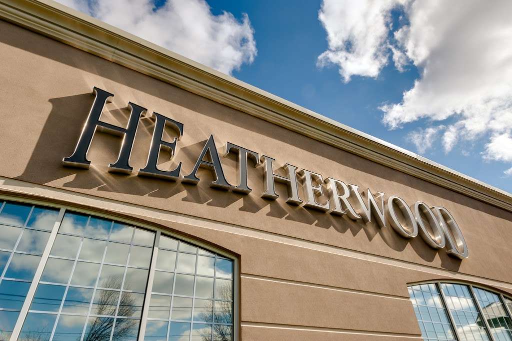 Heatherwood Luxury Rentals | 58 Vanderbilt Motor Pkwy #100, Commack, NY 11725, USA | Phone: (631) 234-1600