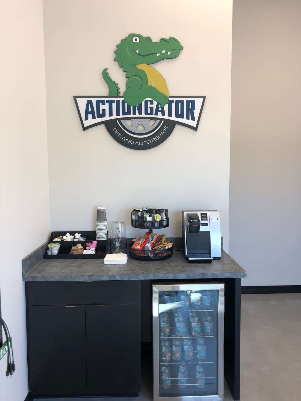 Action Gator Tire | 11685 Silverlake Park Dr, Windermere, FL 34786, United States | Phone: (407) 217-6873