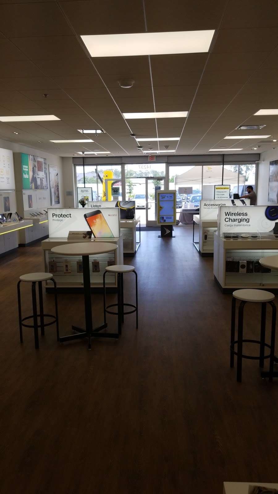 Sprint Store | 14237 East Sam Houston Pkwy N #900, Houston, TX 77044, USA | Phone: (713) 568-1821