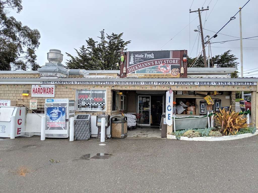 Diekmanns Bay Store | 1275 CA-1, Bodega Bay, CA 94923, USA | Phone: (707) 875-3517