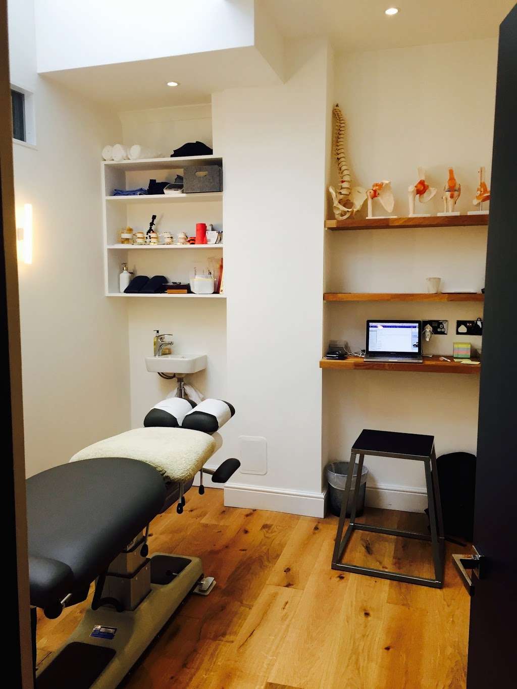 BackSpace Chiropractic Fitness | 15 Clapham Park Rd, London SW4 7EE, UK | Phone: 020 3151 2345