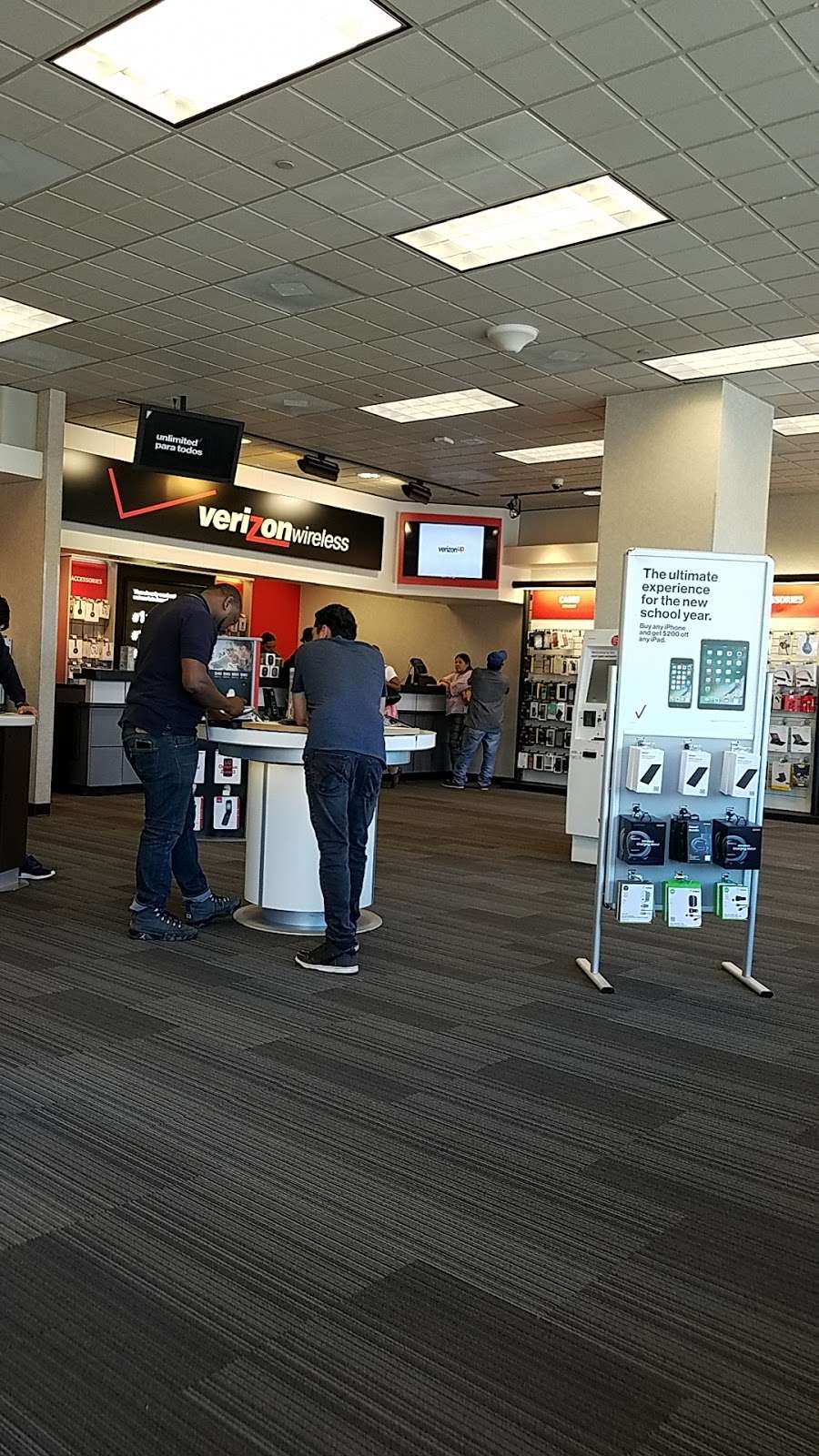 Verizon | 10250 Baltimore Ave Ste A, College Park, MD 20740, USA | Phone: (301) 313-0569