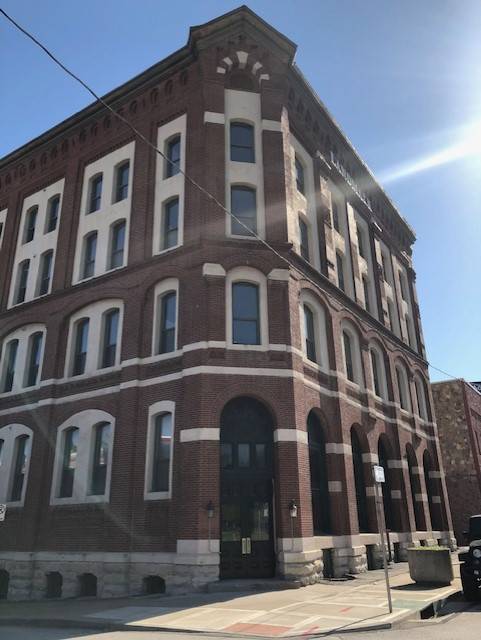 Landmark Lofts 425 Washington St Kansas City Mo 64105 Usa [ 640 x 481 Pixel ]