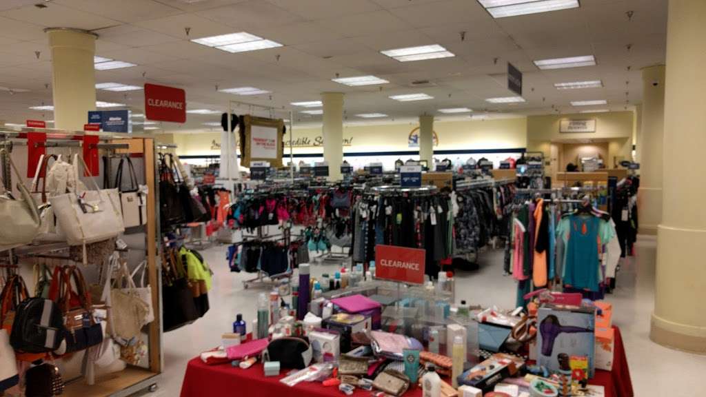 Marshalls | 21880 Hawthorne Blvd, Torrance, CA 90503 | Phone: (310) 214-8365