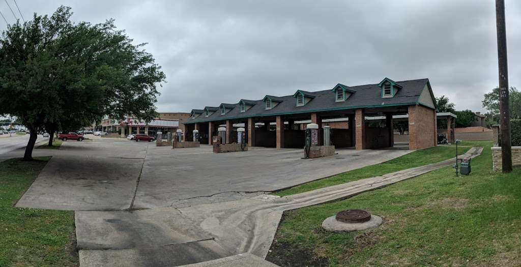 Frankford Car Wash in 4835 Frankford Rd, Dallas, TX 75287, USA
