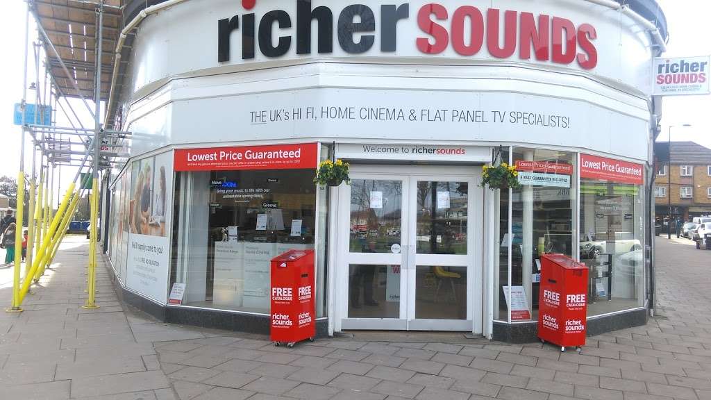Richer Sounds, London Southgate | Charter House, High St, London N14 6BP, UK | Phone: 0333 900 0085