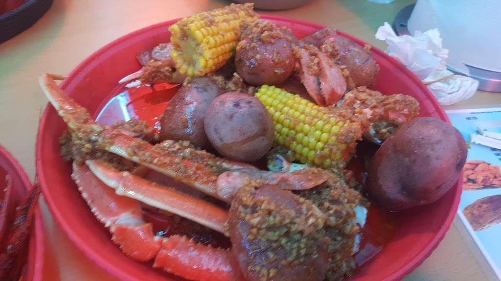 New La Crawfish Boil | 10625 Veterans Memorial Dr Suite I, Houston, TX 77038, USA | Phone: (281) 448-9500