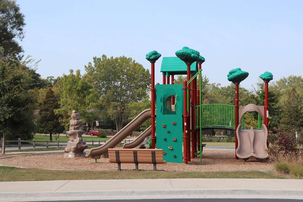 Shaw Park - Round Lake Area Park District | 35950 N Fairfield Rd, Round Lake, IL 60073, USA | Phone: (814) 546-8558