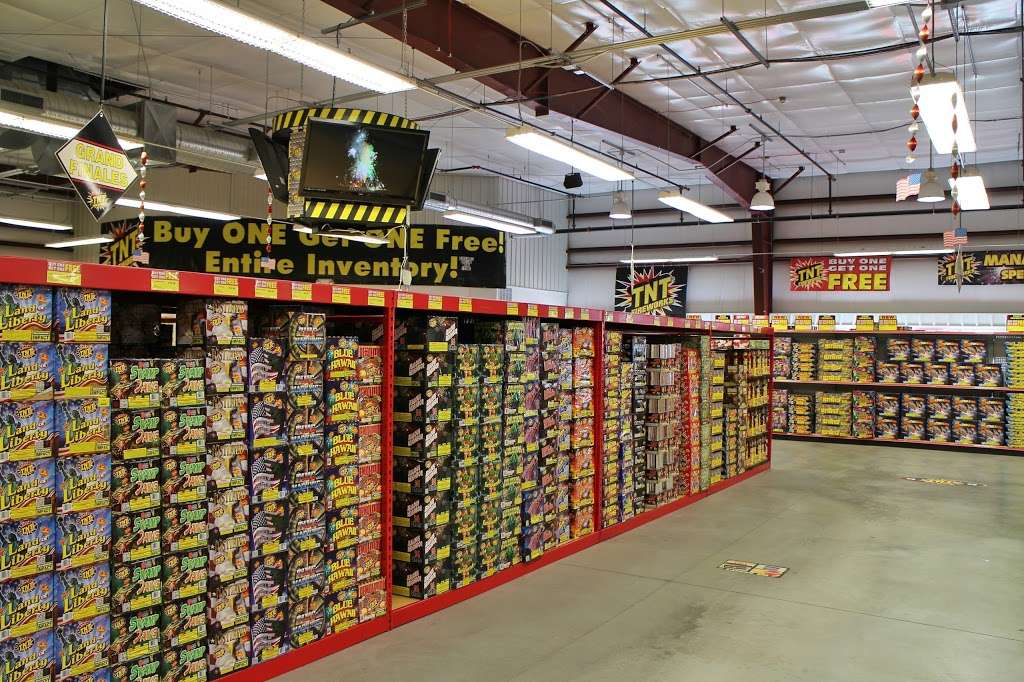 TNT Fireworks Supercenter - Easton | 102 Cedarville Rd, Easton, PA 18042, USA | Phone: (484) 546-0680