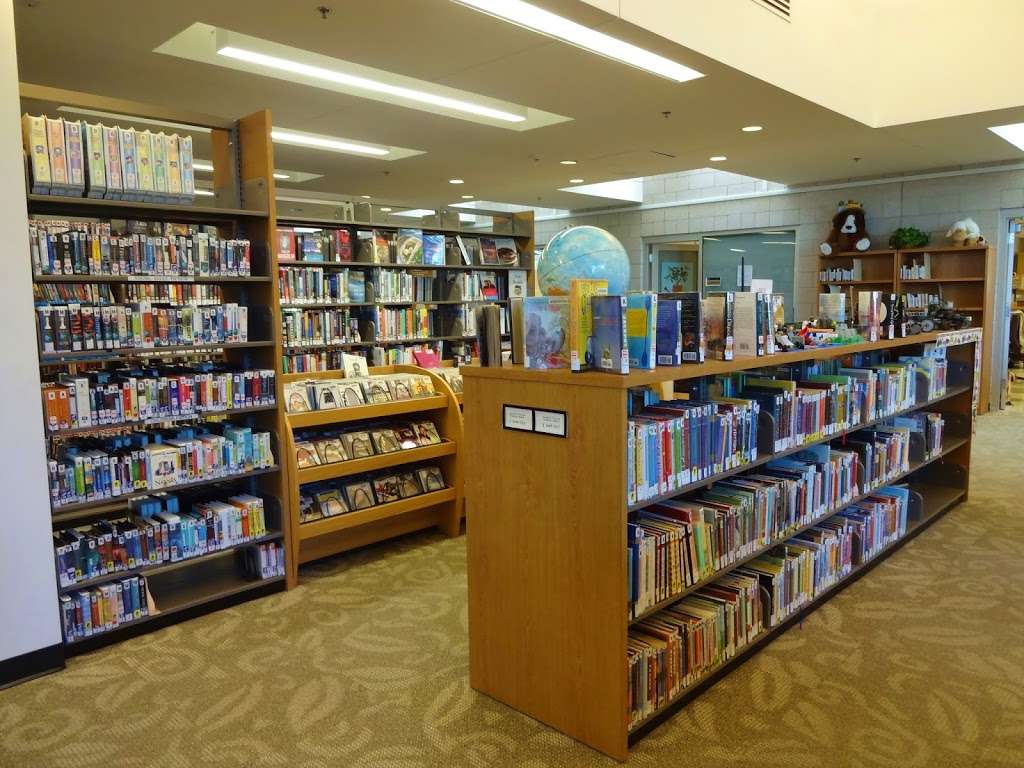 Oak Park Library | 899 Kanan Rd, Oak Park, CA 91377, USA | Phone: (818) 889-2239