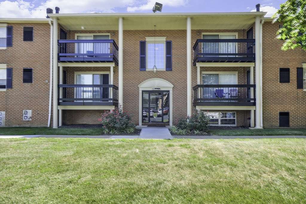 The Village of Chartleytowne Apartment & Townhomes | 401 Chartley Park Rd, Reisterstown, MD 21136, USA | Phone: (410) 824-1874