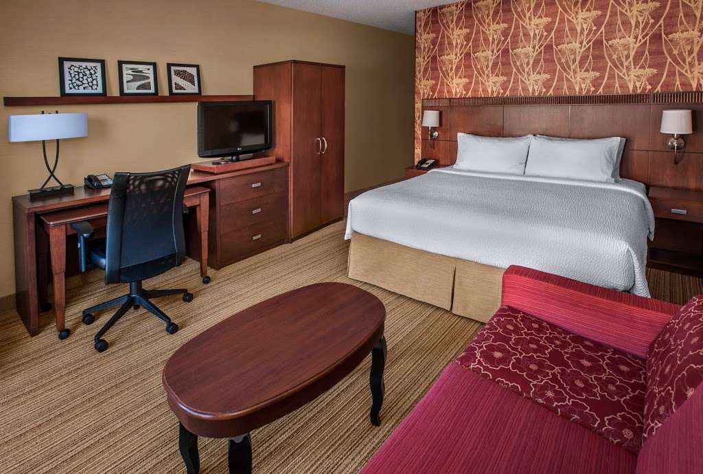 Courtyard by Marriott Hanover Whippany | 157 Route 10 East, Whippany, NJ 07981, USA | Phone: (973) 887-8700