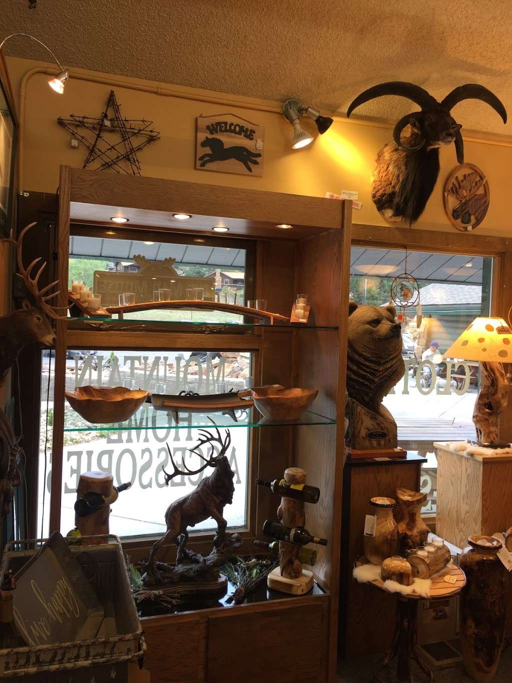 The Village Store of Estes Park | 900 Moraine Ave, Estes Park, CO 80517, USA | Phone: (970) 586-2776