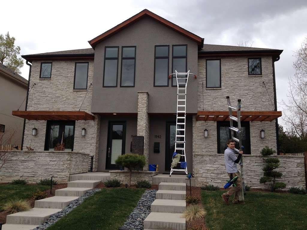 Rallos Window Cleaning, Ltd. | 213 box, Berthoud, CO 80513, USA | Phone: (970) 829-8799