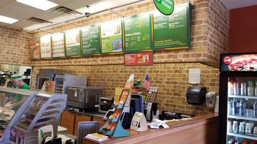 Subway | 320 Suburban Dr, Newark, DE 19711, USA | Phone: (302) 533-5301