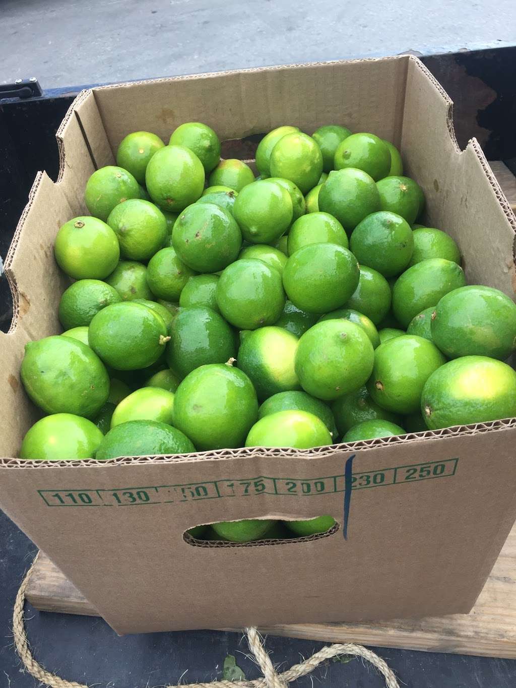 Tony's Produce 2520 Airline Dr, Houston, TX 77009