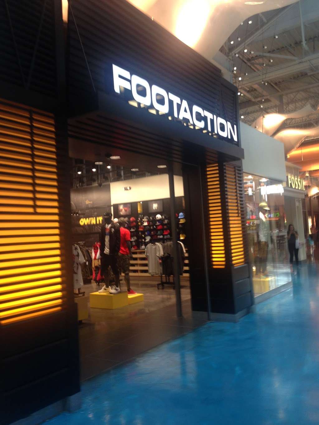 Footaction | 11401 NW 12th St Suite 270, Miami, FL 33172, USA | Phone: (305) 477-1996