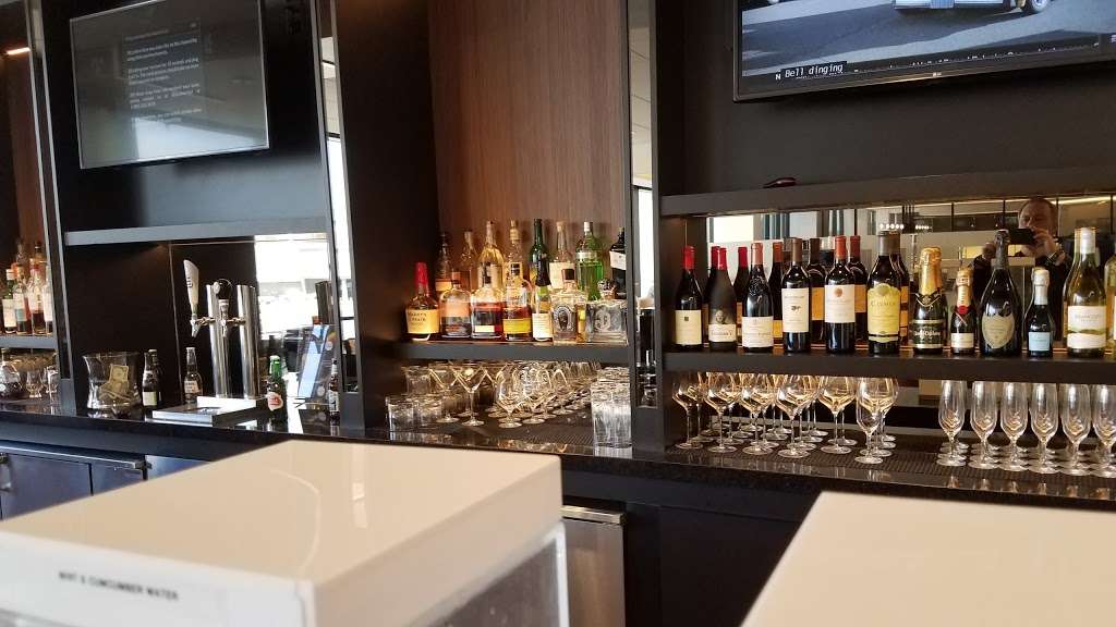 Delta Sky Club | Newark, NJ 07114, USA