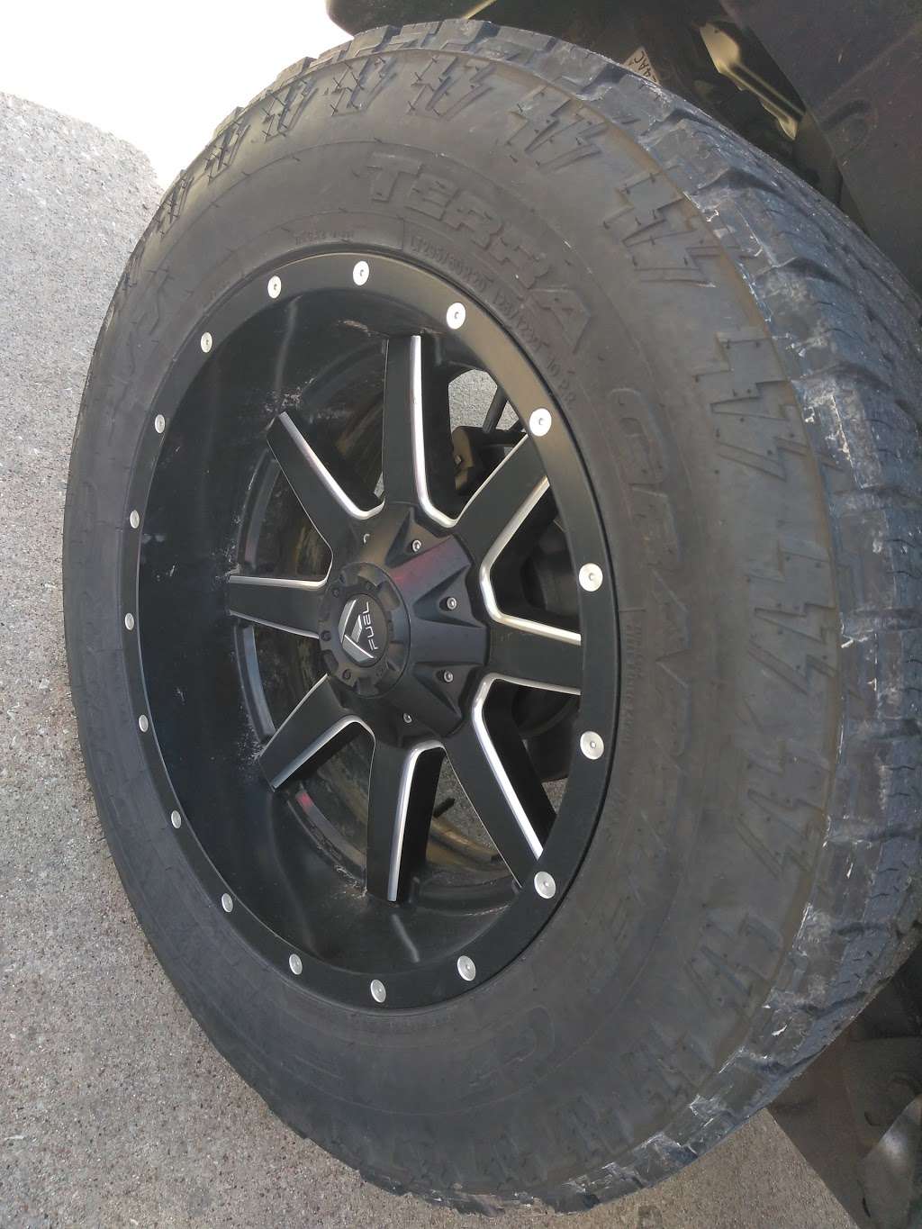 USA Tire & Wheel | 708 US-90, Dayton, TX 77535, USA | Phone: (936) 258-5974