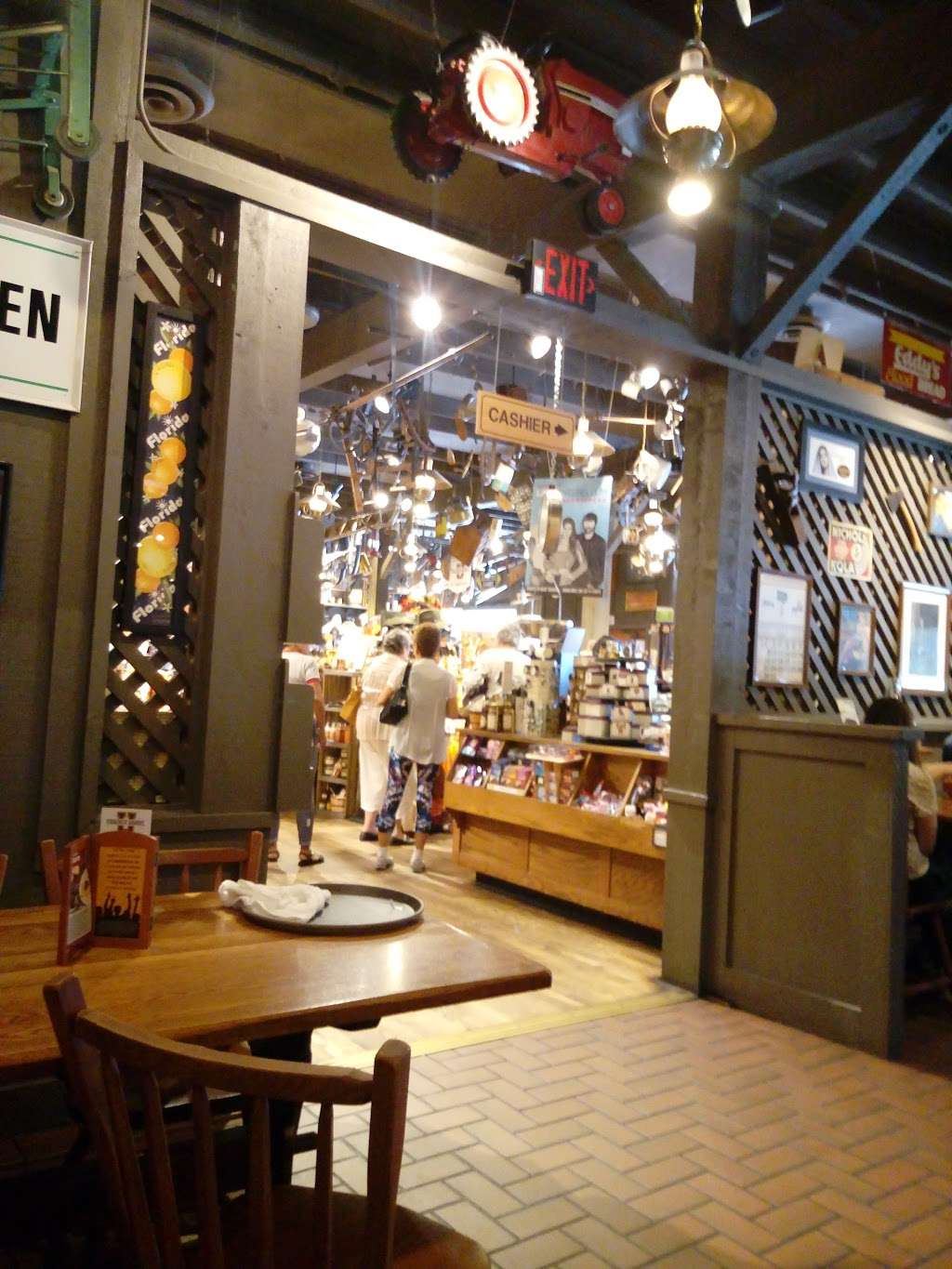 Cracker Barrel Old Country Store | 6699 S Semoran Blvd, Orlando, FL 32822, USA | Phone: (407) 240-0103